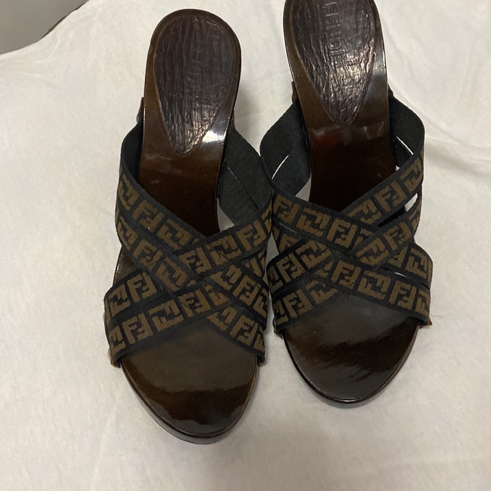 Fendi brown sandals 38 1/2